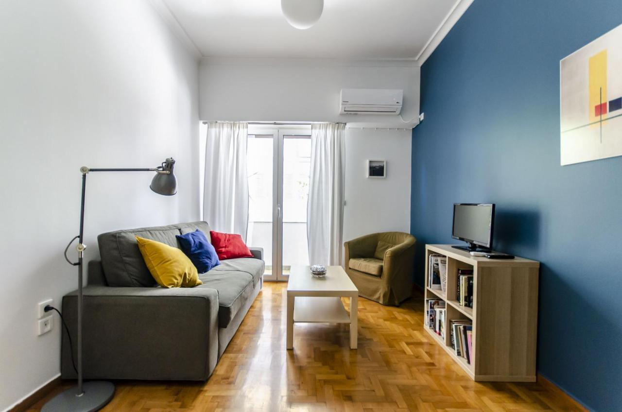 Colourful Apartment Under The Acropolis Афины Экстерьер фото